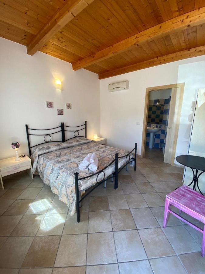 B&B Due Coste Порто-Конте Экстерьер фото